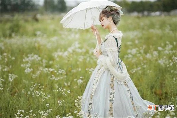 lolita内搭随便穿行吗