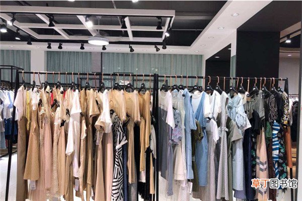 丝珂是什么档次的衣服