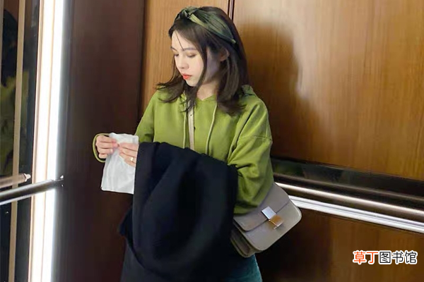 绿色的卫衣配什么裤子合适
