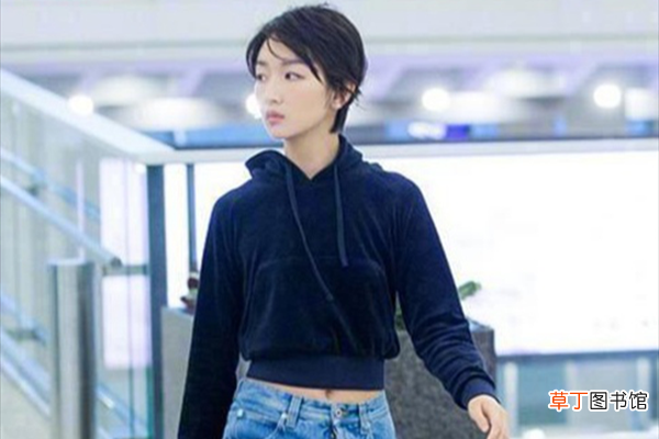 矮个子女生穿多长的卫衣合适
