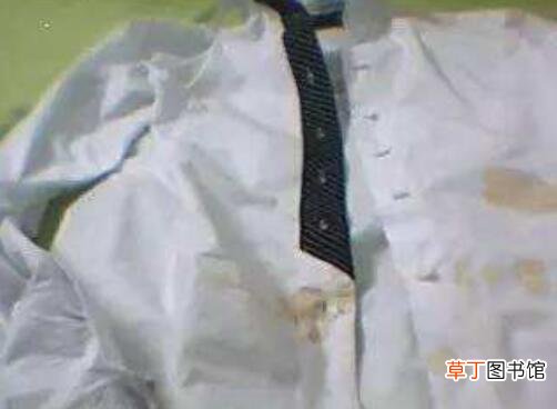 白衣服茶水渍如何清洗 茶叶水怎么洗掉