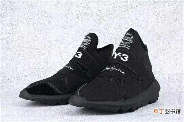 Adidas Y3是什么品牌