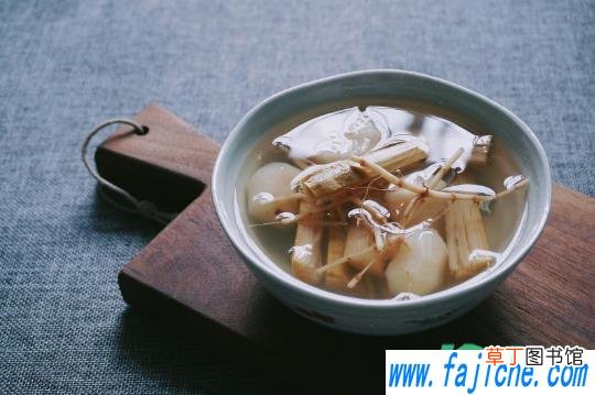 荸荠不能用铁锅煮吗 荸荠用什么锅煮比较好