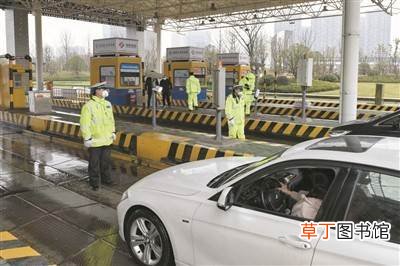 进出南京扬州出租车网约车全面暂停?江苏棋牌室麻将馆全部停业