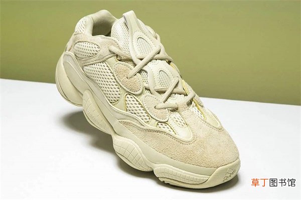 Yezzy500尺码偏大还是偏小