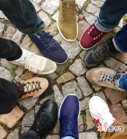 磨砂鞋子掉色怎么恢复