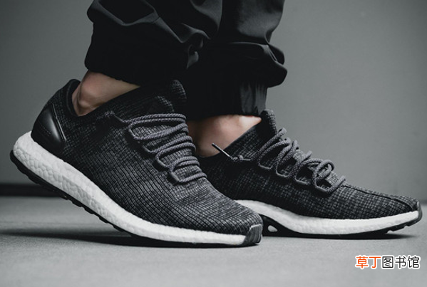 pureboost需要鞋垫吗