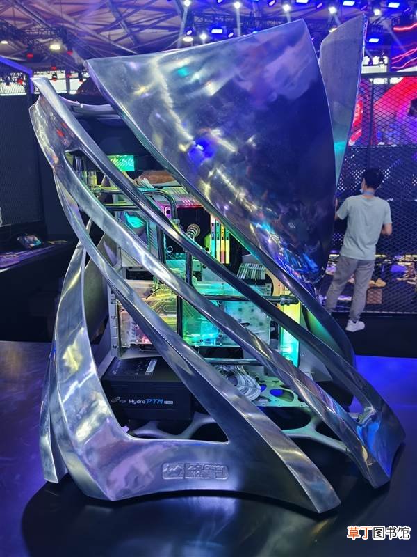 Intel打造电竞新高度：对PC市场未来信心十足！