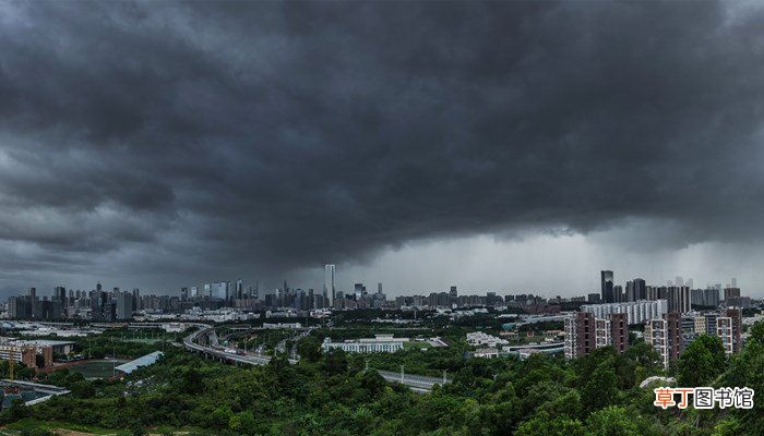 台风过境是什么意思