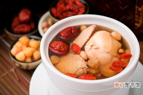 海参可补肾益精，怎样炖汤才最好喝？