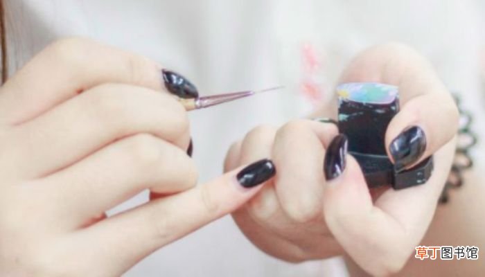 美甲底胶一直烤不干为什么美甲底胶一直烤不干