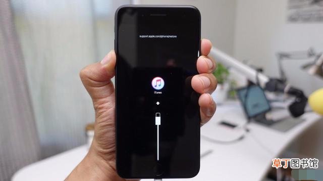 iphonex死机重启方法 苹果x重启方法