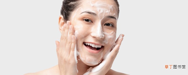 洗面奶洗完紧绷有害吗洗面奶洗完紧绷会伤害肌肤吗