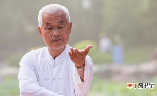 太极拳的节奏很适合老年人 练习太极拳的八个注意事项