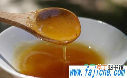 假蜂蜜里面掺的什么东西 假蜂蜜用什么材料制成