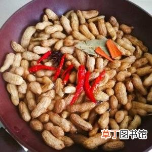 骨头汤要煮多久最好 五香花生煮多久