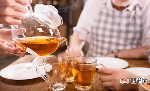 老人喝茶要掌握技巧 老人喝茶的注意事项