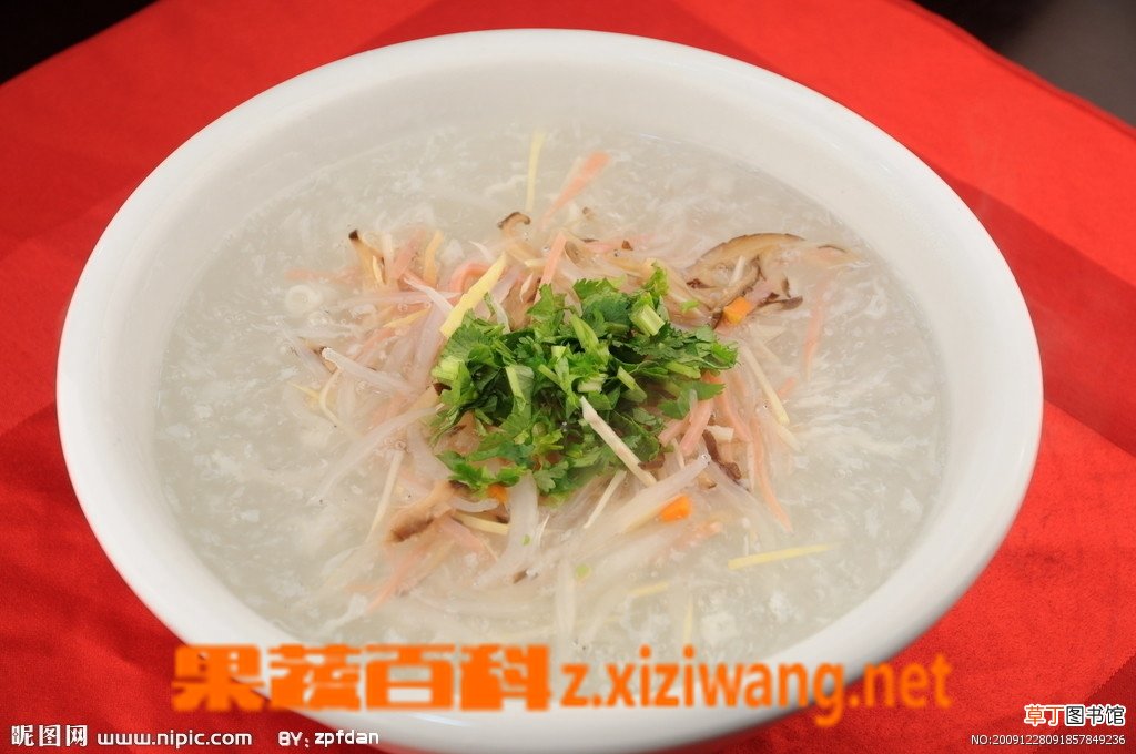 银鱼瘦肉粥