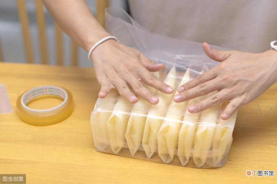 冻奶放冷藏室多久解冻 奶冻要冻多久