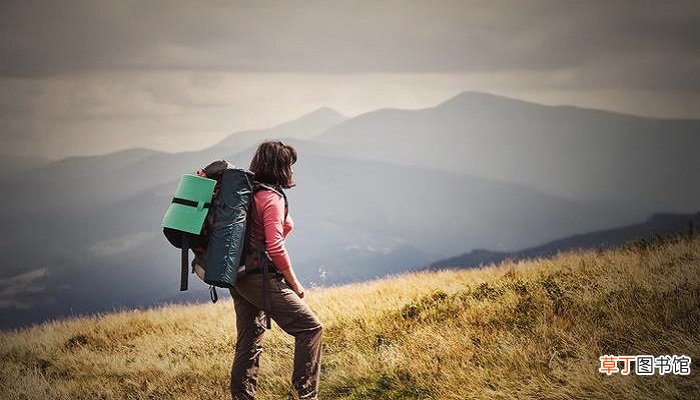 六峰山爬山是什么梗