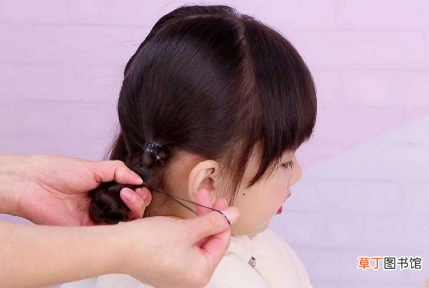宝宝发型女绑扎方法