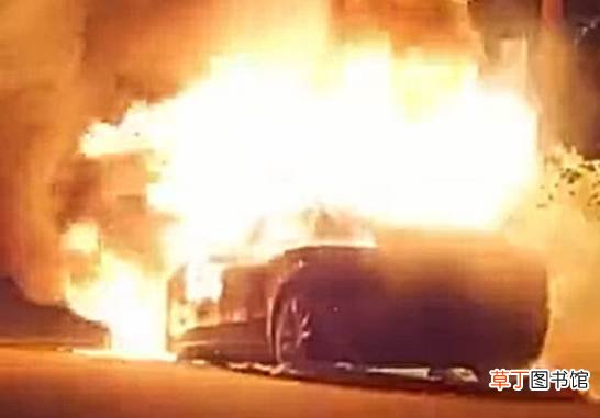 S起火爆炸！响声震天 美国加州一辆特斯拉Model