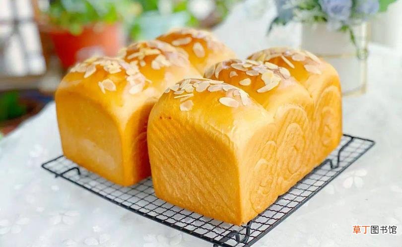 烤面包怎么烤出来蓬松 烤面包要多久