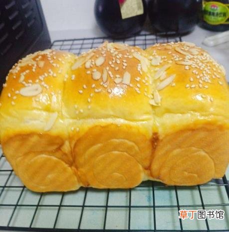 烤面包怎么烤出来蓬松 烤面包要多久