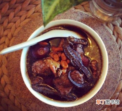 海马煲汤放多少只 海马炖多久