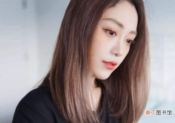 长直发发型扎法及步骤