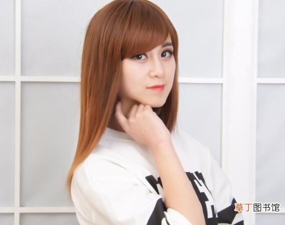 长直发发型扎法及步骤