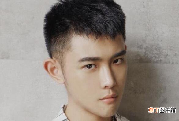 男生短发发型什么好看