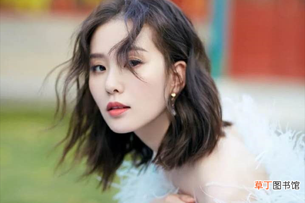 黑茶色为什么染出来偏黄