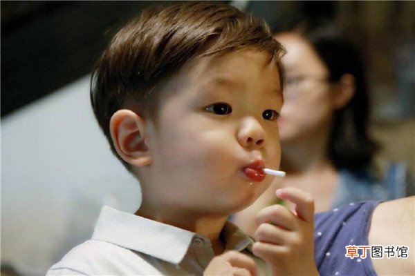 头大的男宝适合什么发型