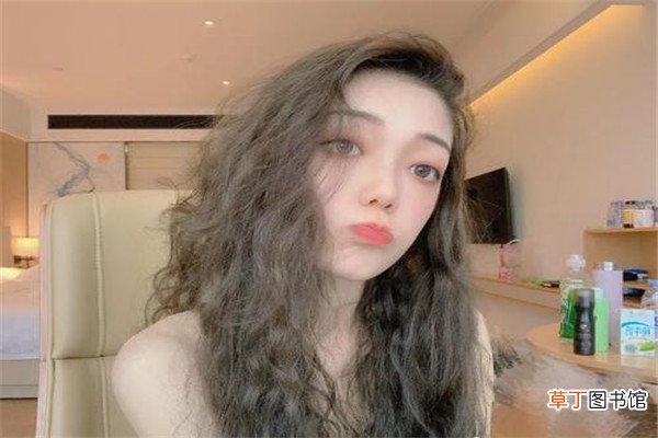 什么发色适合黄皮肤