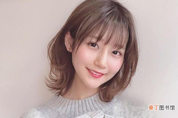 颧骨高适合什么发型