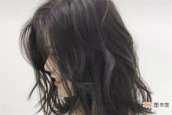 黑茶色怎么调出来