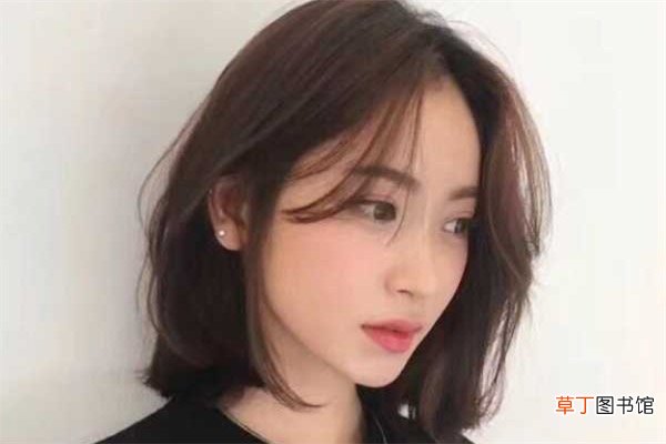 颧骨高适合中分吗