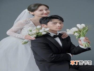 魏晨卡点晒婚纱照?魏晨跟她老婆怎么认识的?魏晨老婆是初恋吗
