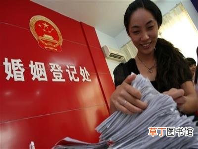 多地婚姻登记窗口为七夕加班?七夕领证寓意好吗