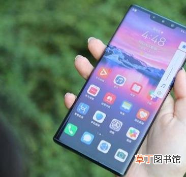 全面屏和曲面屏哪个更耐摔 全面屏和曲面屏哪个好