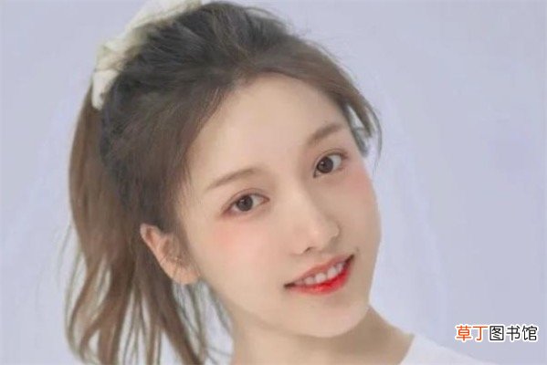圆脸适合什么刘海