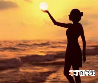 美瞳护理液每次都要换吗 美瞳护理液多久换一次
