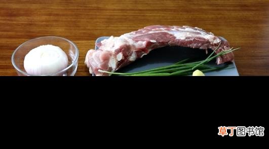 烤箱烤寸骨要多长时间 烤排骨烤多久