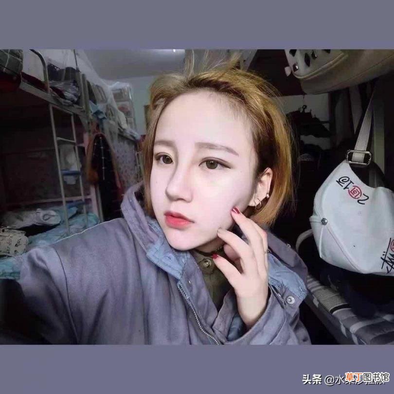 隆鼻后拆线疼吗 隆鼻后疼多久