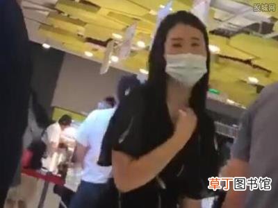 被领导灌酒侵害 阿里巴巴女职员周莉本人照片