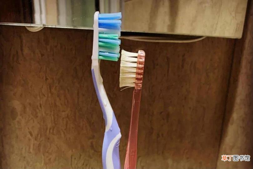 牙刷半年换一次可以吗 牙刷多久一换