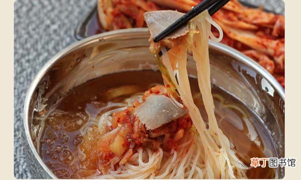 荞麦冷面和小麦冷面的区别