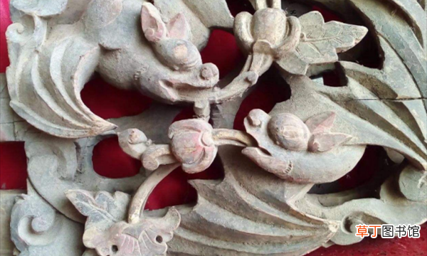 建筑上雕刻蝙蝠的寓意是什么意思