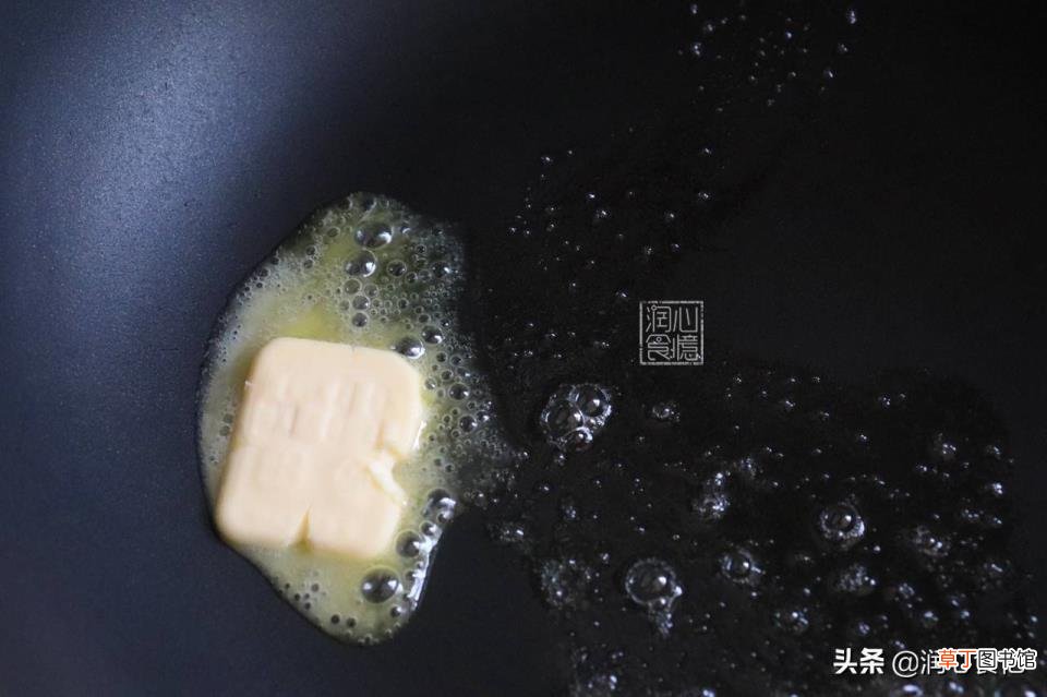 鸡蛋吐司烤箱烤多久 土司烤多久